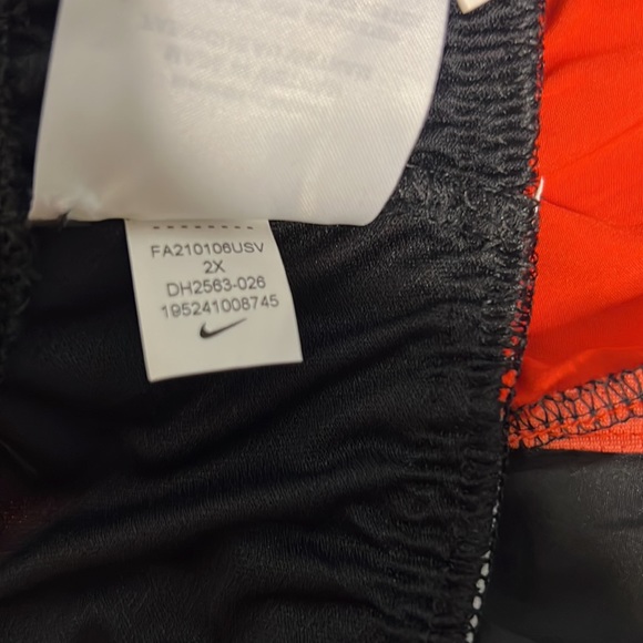 Nike Dri-Fit Shorts - Picture 10 of 10